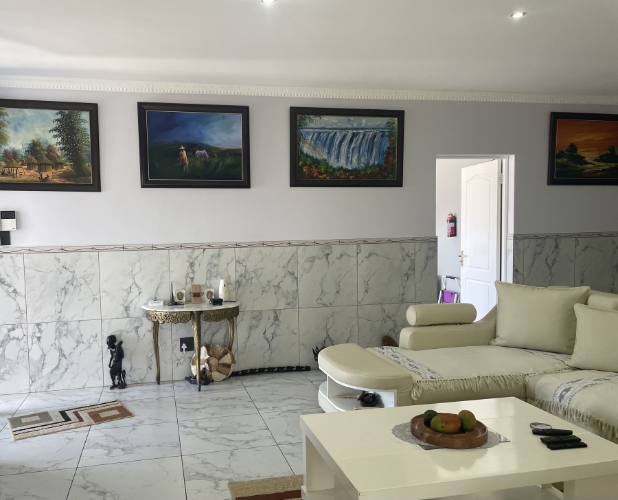 4 Bedroom Property for Sale in Country Club Western Cape